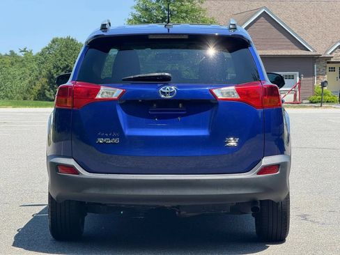 Used 2014 Toyota RAV4 XLE AWD/4WD image 8