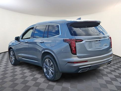Used 2023 Cadillac XT6 Premium Luxury image 5