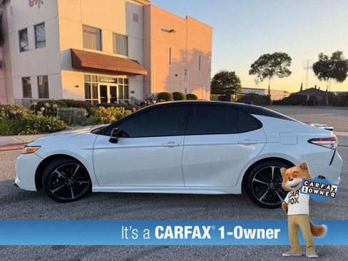 Used 2020 Toyota Camry XSE FWD image 9