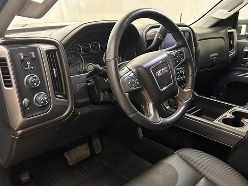 Used 2018 GMC Sierra 2500 SLT w/ Duramax Plus Package AWD/4WD image 11