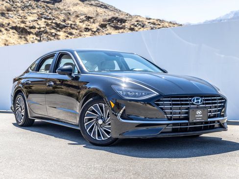 Used 2021 Hyundai Sonata Limited w/ Cargo Package FWD image 6