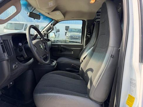 Used 2024 Chevrolet Express 2500 w/ Driver Convenience Package RWD image 9