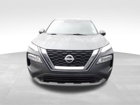 Used 2023 Nissan Rogue SV FWD image 8