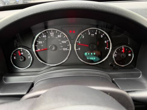 Used 2012 Jeep Liberty Sport AWD/4WD image 20