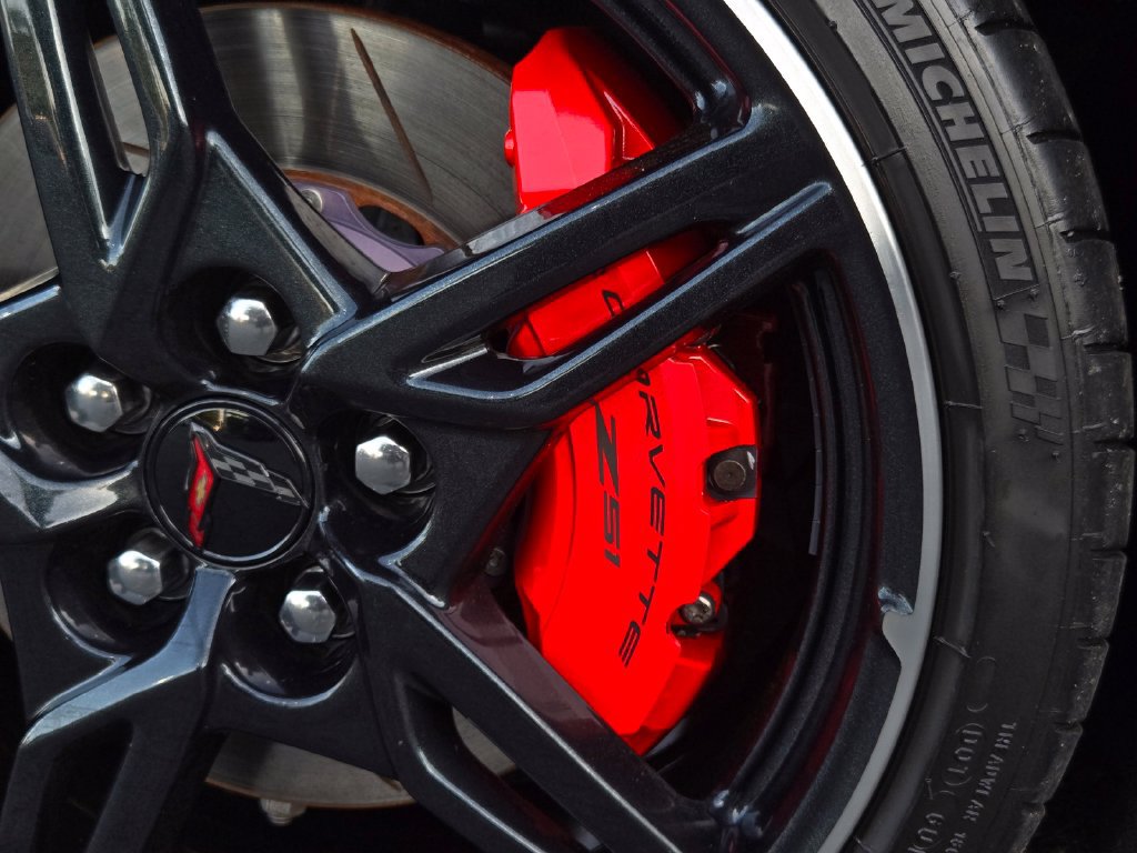Used 2021 Chevrolet Corvette Stingray Premium Cpe w/ Z51 Performance Package RWD image 10