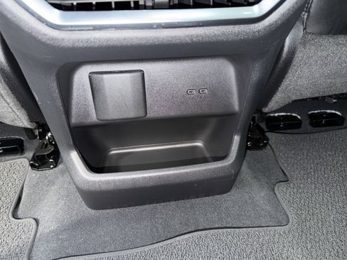 Used 2024 GMC Sierra EV Denali AWD/4WD image 10