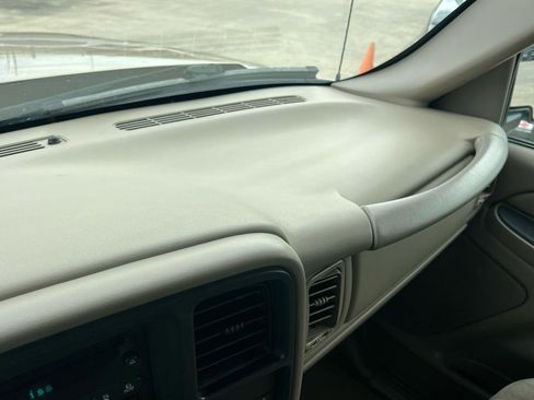Used 2005 Chevrolet Silverado 2500 LS AWD/4WD image 43