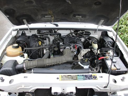 Used 2004 Ford Ranger XLT image 15