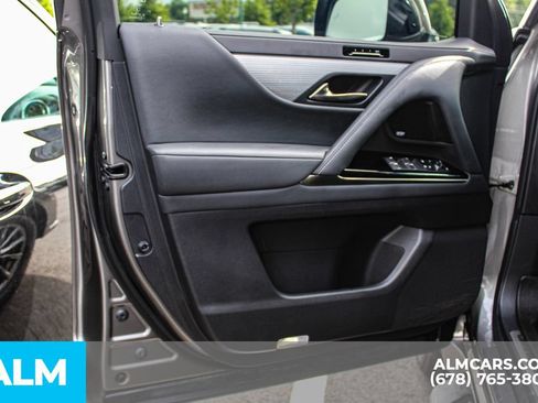 Used 2023 Lexus LX 600 F Sport w/ Accessory Package (Z1) AWD/4WD image 36