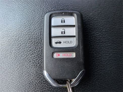 Used 2018 Honda Accord Sport image 35