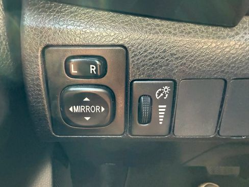 Used 2015 Toyota Corolla S FWD image 40