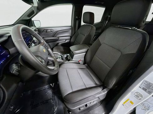 Used 2024 Chevrolet Colorado W/T w/ WT Convenience Package II RWD image 20