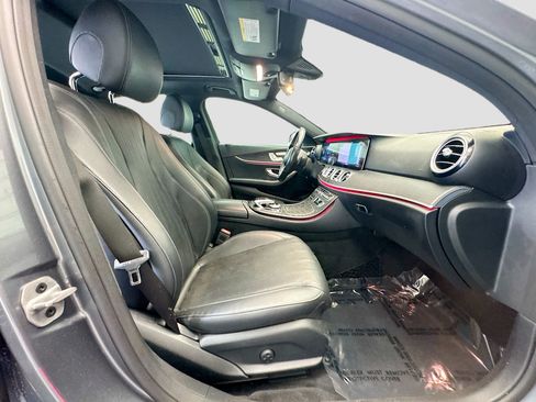 Used 2020 Mercedes-Benz E 350 Sedan image 20