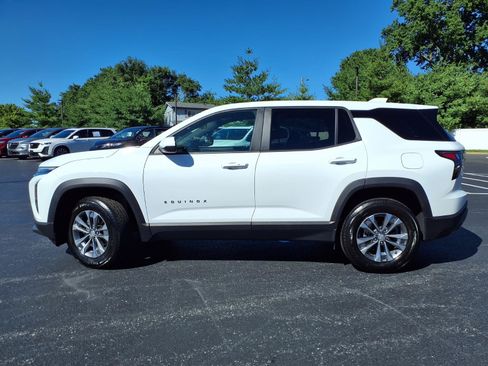 Used 2026 Chevrolet Equinox LT FWD image 25