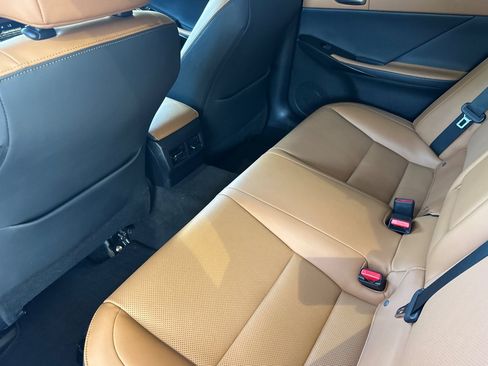 Used 2021 Lexus IS 300 RWD image 15