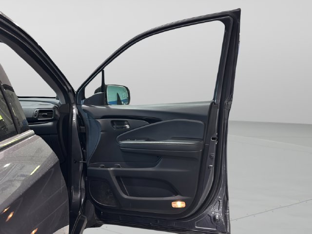 Certified 2021 Honda Pilot Elite image 24