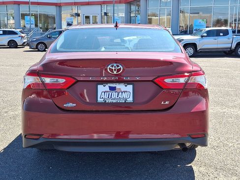 Used 2019 Toyota Camry LE FWD image 6