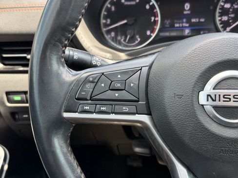 Used 2021 Nissan Sentra SR w/ SR Premium Package FWD image 22