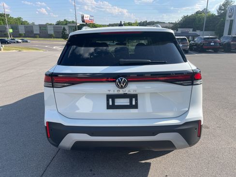 New 2026 Volkswagen Tiguan S FWD image 4