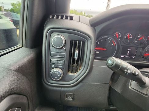 Used 2024 Chevrolet Silverado 2500 Custom w/ Custom Value Package AWD/4WD image 16