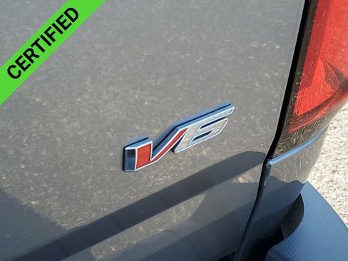 Certified 2021 Chevrolet Colorado LT RWD image 29