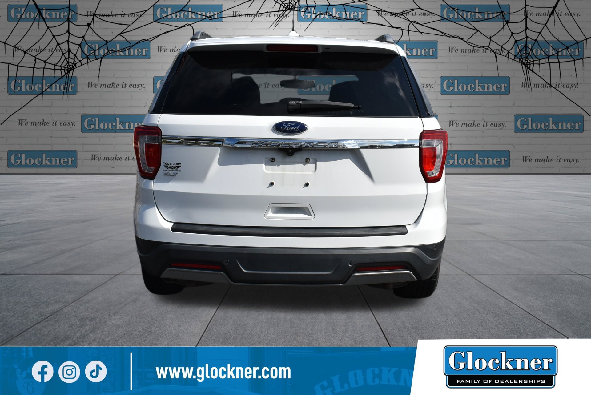 Used 2019 Ford Explorer XLT w/ Equipment Group 201A FWD image 6
