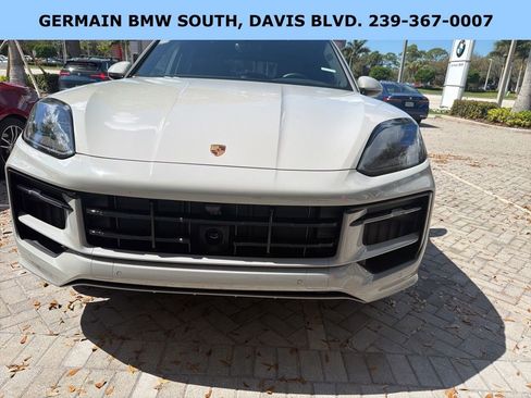 Used 2026 Porsche Cayenne GTS image 2