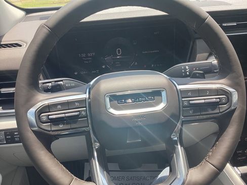 New 2026 GMC Terrain Denali w/ LPO, Floor Liner Package AWD/4WD image 26