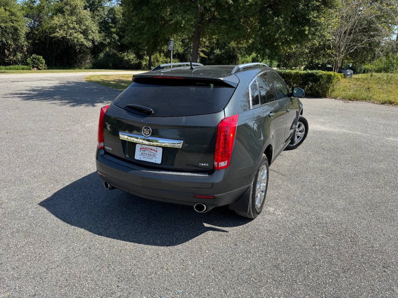 Used 2014 Cadillac SRX Luxury w/ Driver Awareness Package FWD image 6