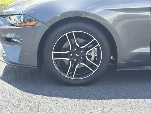 Used 2018 Ford Mustang Premium w/ Equipment Group 201A RWD image 32