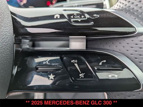 Certified 2025 Mercedes-Benz GLC 300 4MATIC image 9