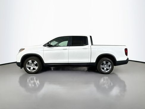 Used 2024 Honda Ridgeline TrailSport image 4