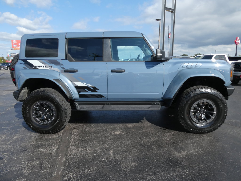 Certified 2025 Ford Bronco Raptor w/ Interior Carbon Fiber Pack AWD/4WD image 4