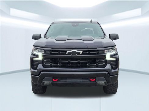 Used 2024 Chevrolet Silverado 1500 LT Trail Boss w/ Convenience Package II AWD/4WD image 8