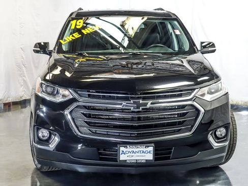 Certified 2019 Chevrolet Traverse LT w/ LT Premium Package AWD/4WD image 7