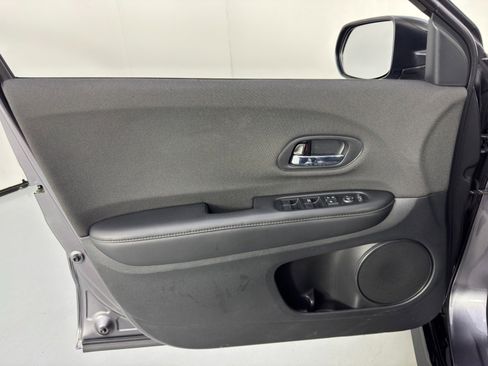 Used 2022 Honda HR-V Sport image 33