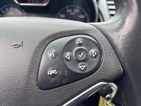 Used 2015 Chevrolet Impala LT w/ Convenience Package FWD image 18