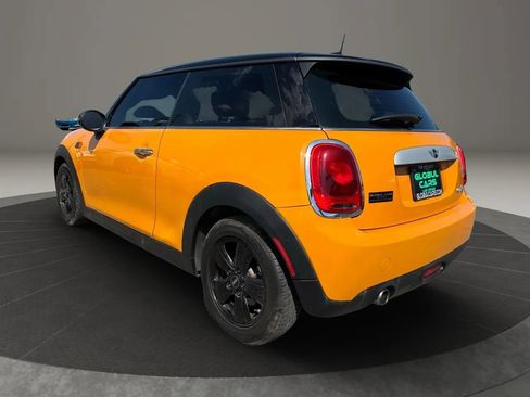 Used 2015 MINI Cooper 2-Door Hardtop image 6