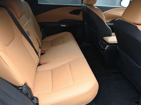 Used 2025 Lexus RX 350 FWD w/ Technology Package image 36