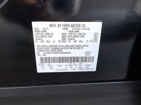 Used 2016 Ford Explorer XLT w/ Equipment Group 202A FWD image 17