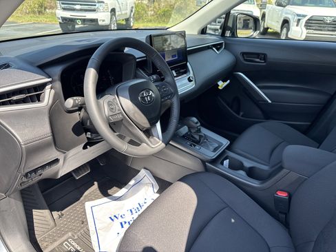 New 2026 Toyota Corolla Cross LE image 15