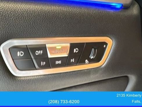 Used 2022 BMW X7 xDrive40i w/ Premium Package AWD/4WD image 29