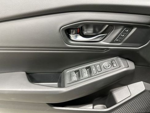 Used 2024 Honda Accord EX-L image 17