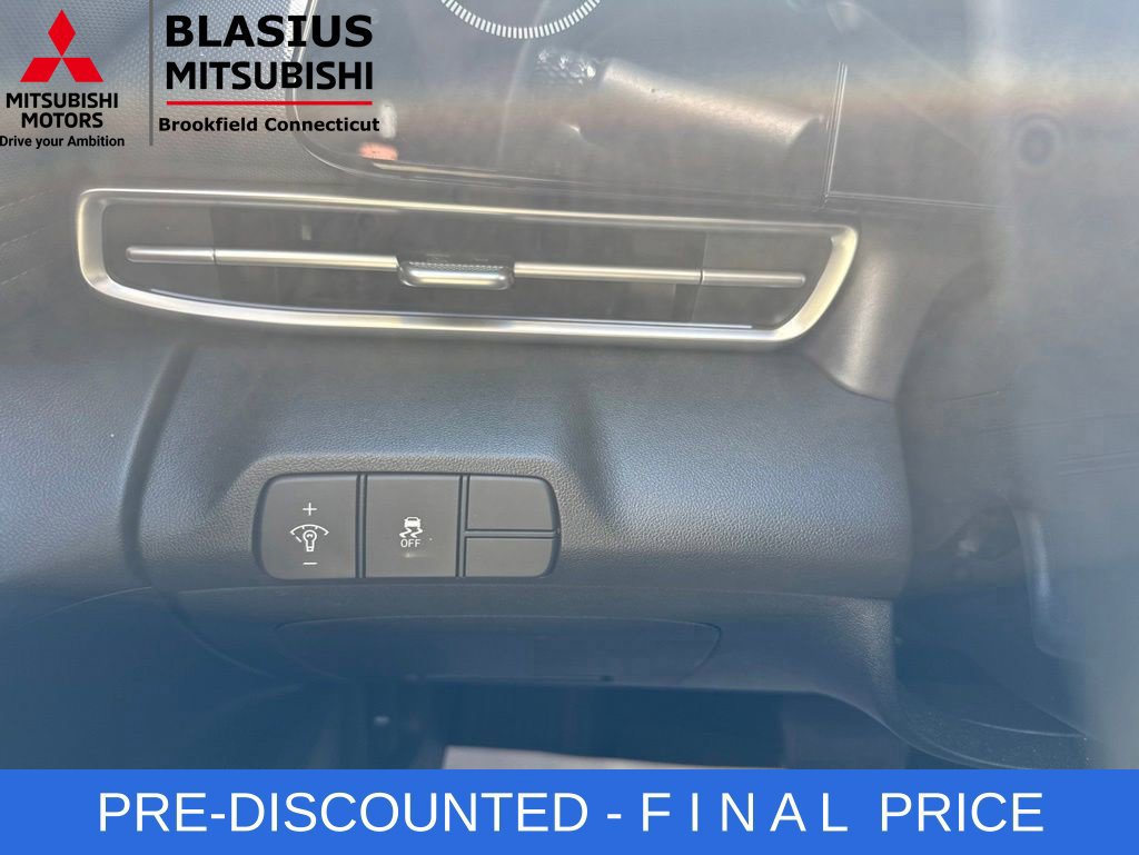 Used 2024 Hyundai Elantra SEL w/ Convenience Package FWD image 25