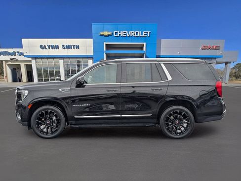 Certified 2023 GMC Yukon SLT w/ SLT Luxury Package image 13
