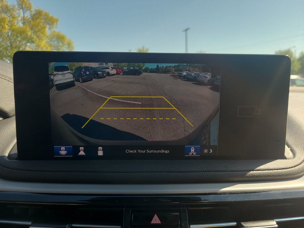 Certified 2025 Acura MDX FWD image 33