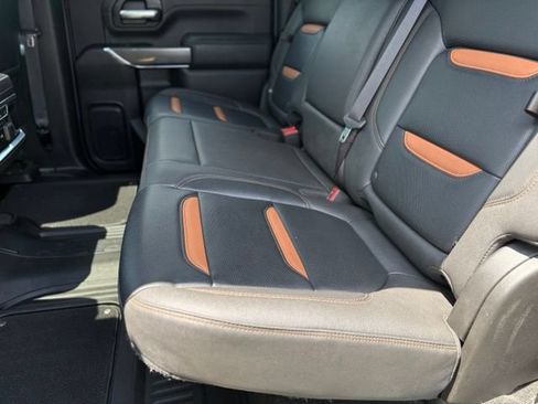 Used 2023 GMC Sierra 2500 AT4 w/ AT4 Premium Plus Package AWD/4WD image 13