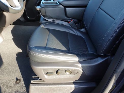 Used 2024 GMC Sierra 1500 Elevation image 10