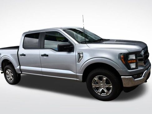 Used 2023 Ford F150 XLT AWD/4WD image 10