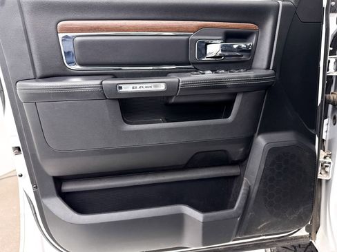 Used 2017 RAM 1500 Laramie w/ Convenience Group image 26